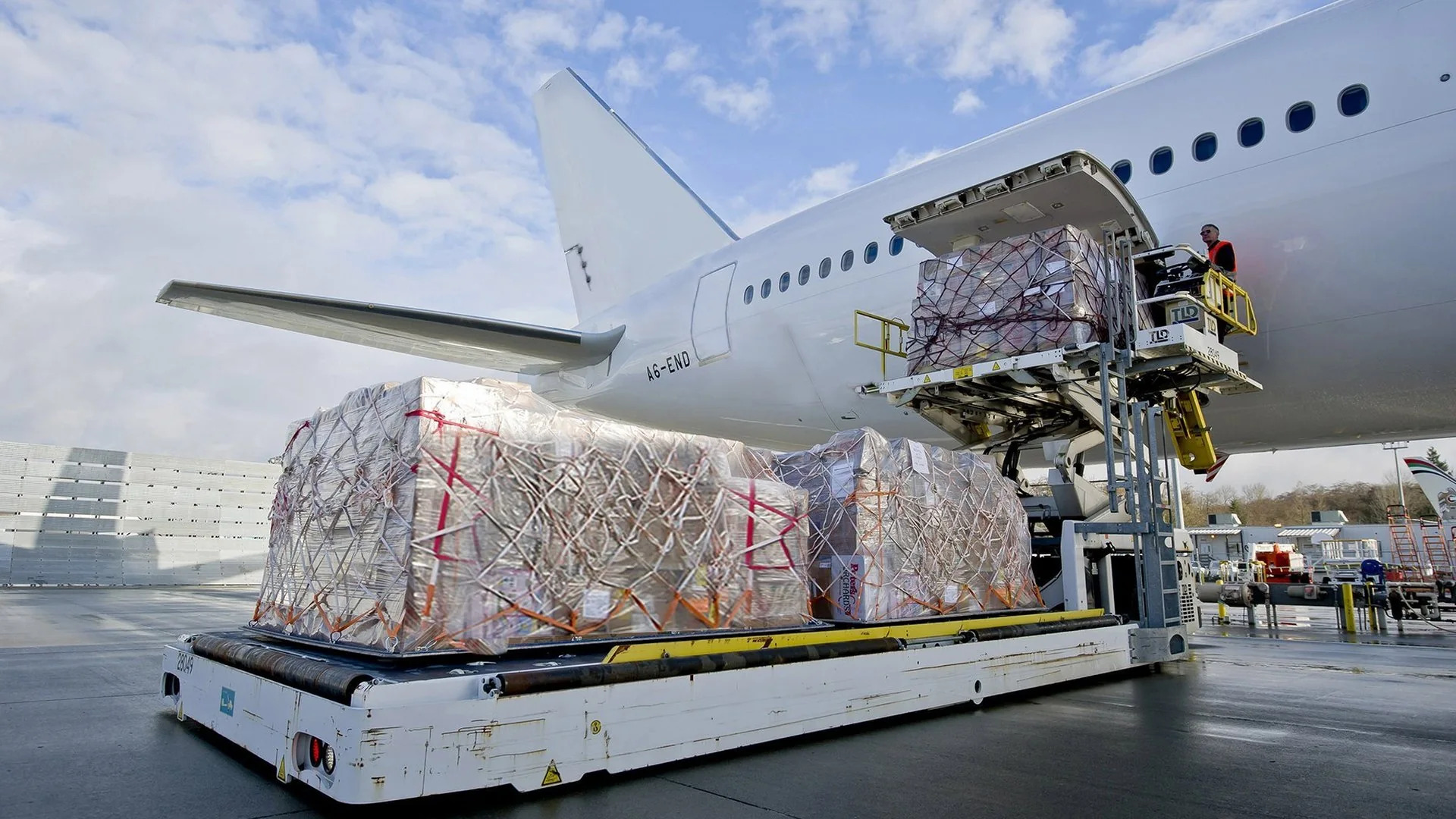International air cargo
